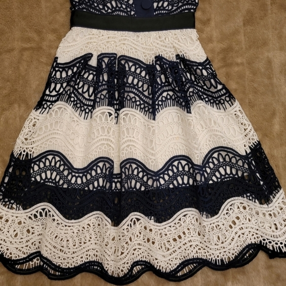 Self-Portrait Off-the-Shoulder Wave Guipure Short Dress - Picture 4 of 12